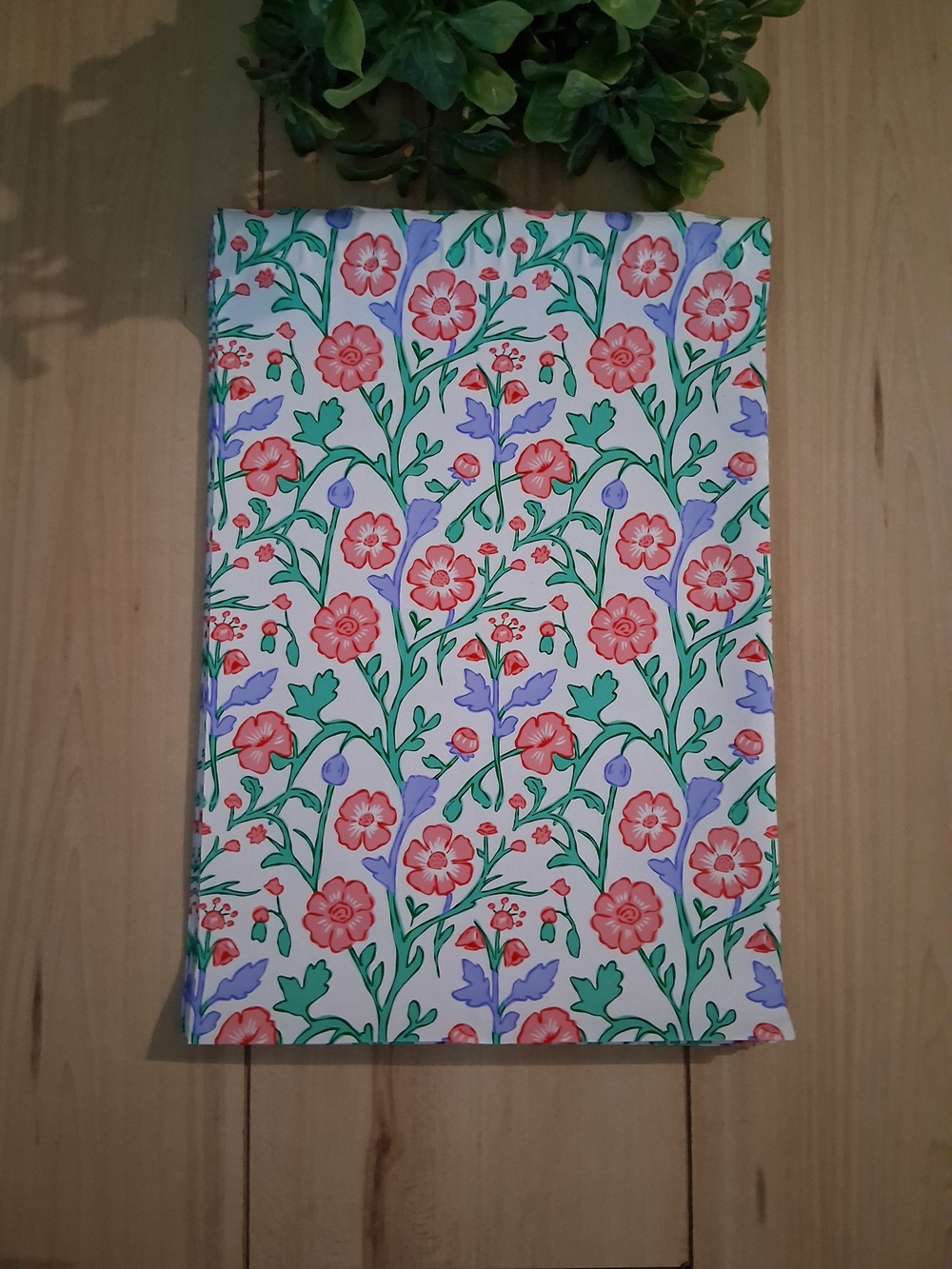 Pretty Packaging Poly Mailers In Garden Print Count Of 25 Size 10 X 13